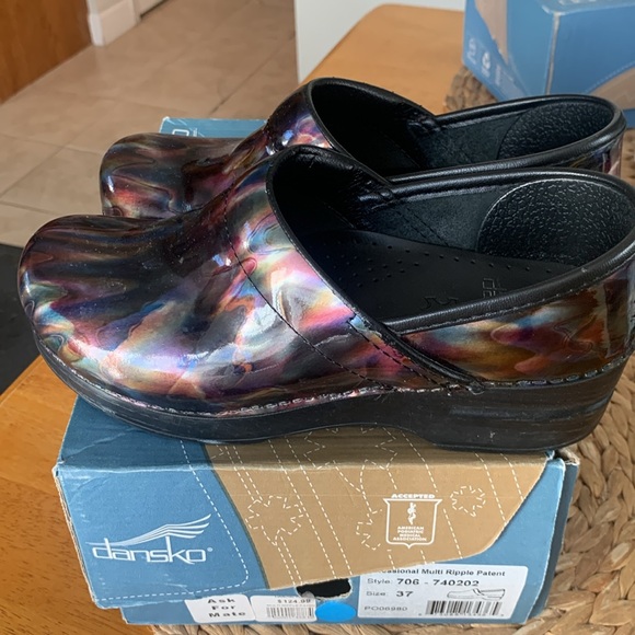 Ladies Dansko Professional Multi Ripple Patent Size 37 - Picture 4 of 16